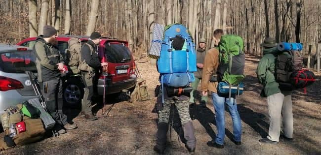 Téli bushcraft tantúra Tankival - Losi Outdoor 12 Bushcraft tantúra Tankival - A csapat